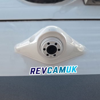 High Definition White Diamond Shape Pod Reversing Camera Kit with Mirror Monitor | PM39EW-HD